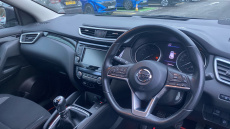 Nissan Qashqai 1.3 DiG-T Acenta Premium 5dr Petrol Hatchback